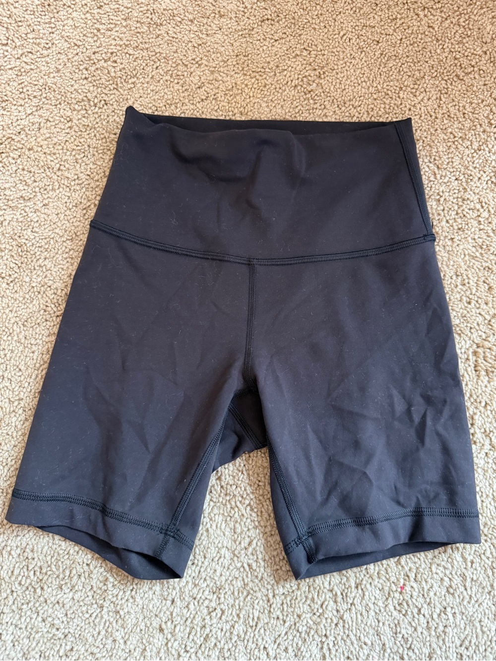 Lululemon wunder train shorts